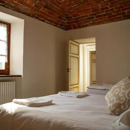 Al Bodregon - Relax E Tradizione Nel Borgo Di Bagnone
