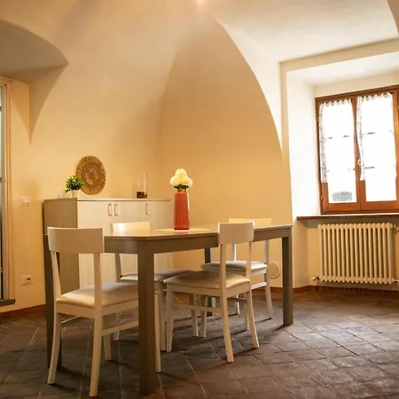 アパート Al Bodregon - Relax E Tradizione Nel Borgo Di *